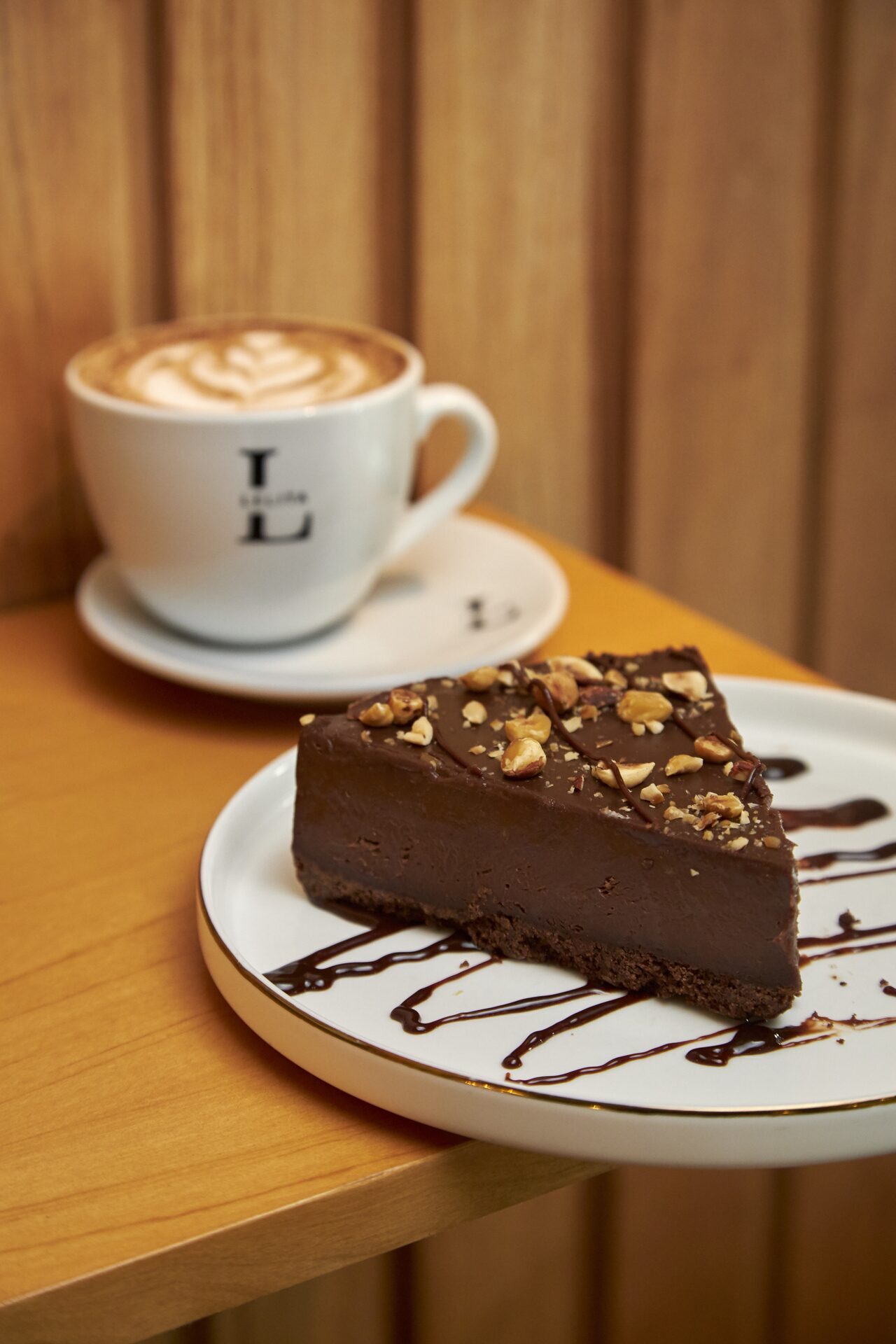 Torta Nocciola con avellanas